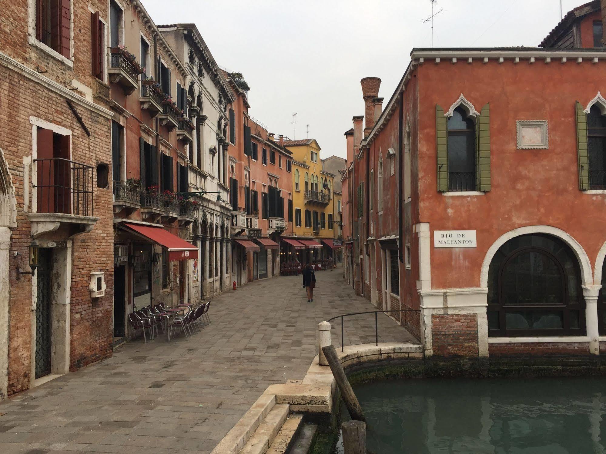 Venice Resorts Exterior foto