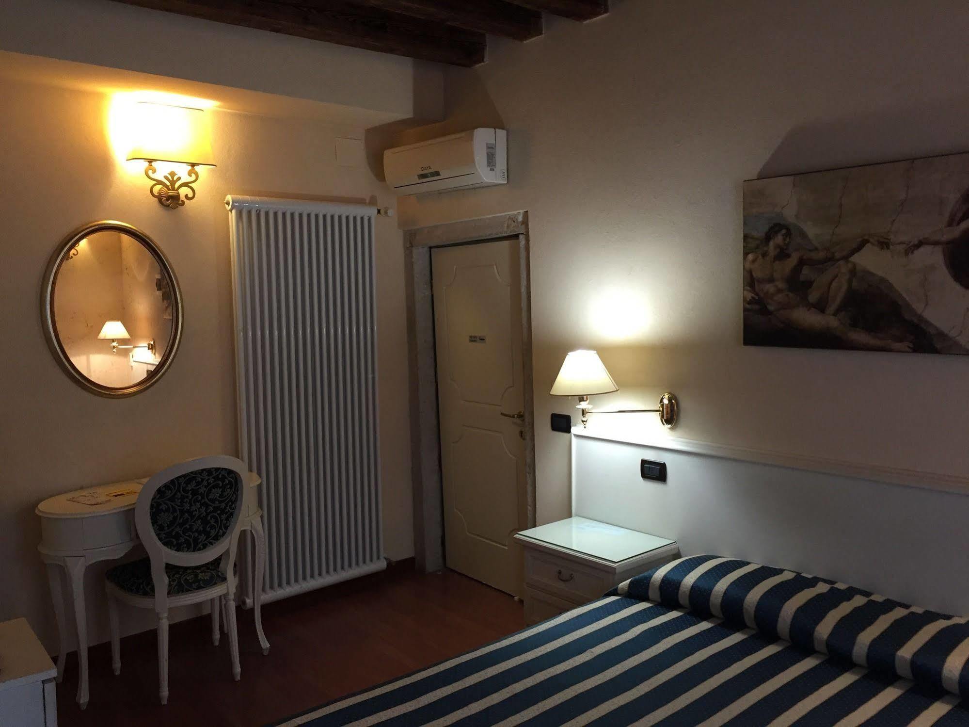 Venice Resorts Exterior foto